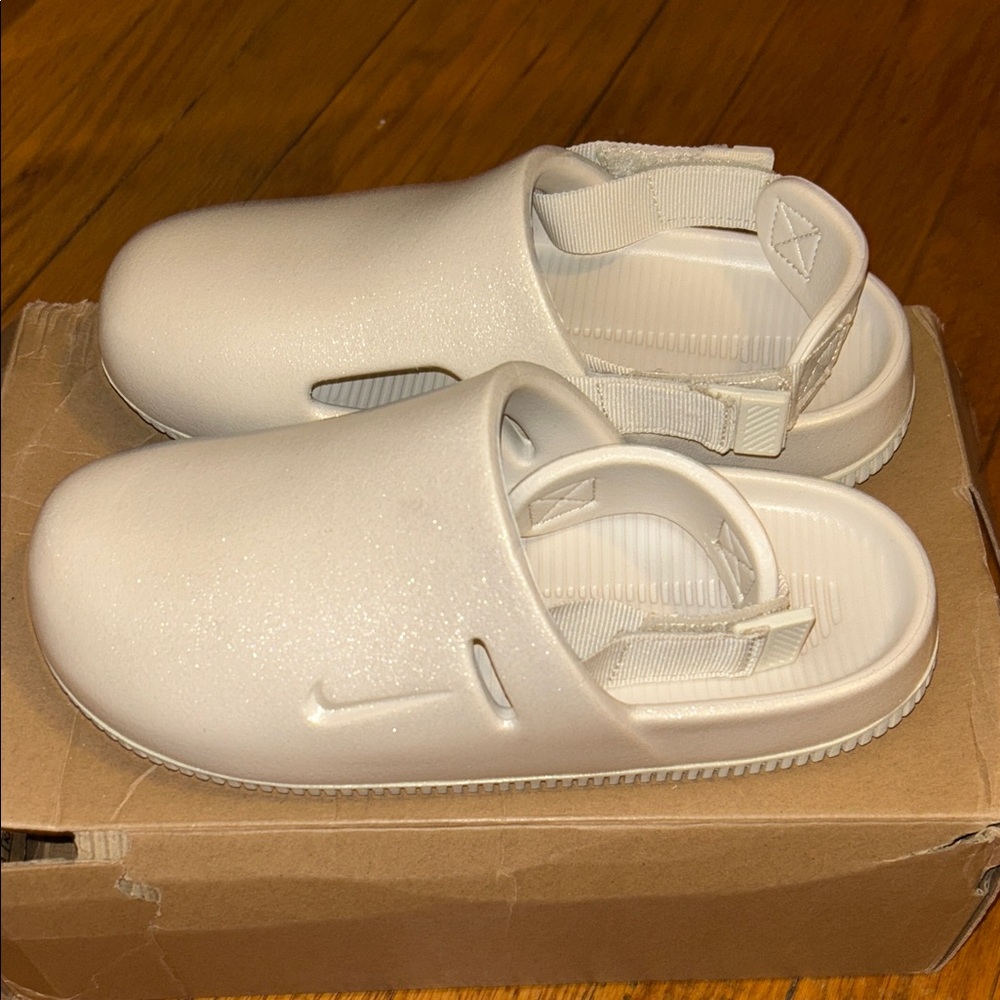 NEW in Box Nike Calm Mules Pearlized